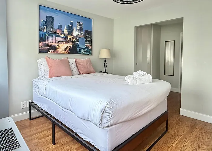 Atlanta Downtown City View 18Th Floor Condo 1B1B Lm1810